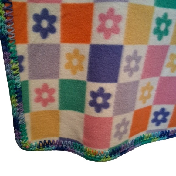 Pastel Rainbow Daisy Square's Checkerboard Hand Knit Edges Soft Felt Blanket 58" - Picture 5 of 7